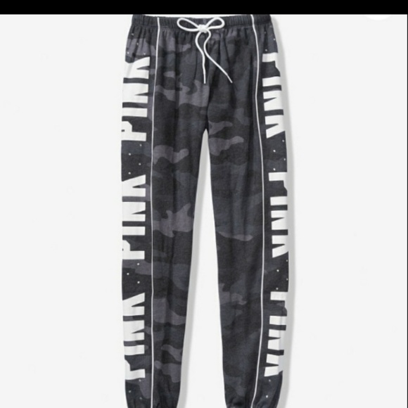 🖤Camo SET, Sweatsuit w/ BLING, V.S. PINK sz M🖤 - Picture 3 of 5